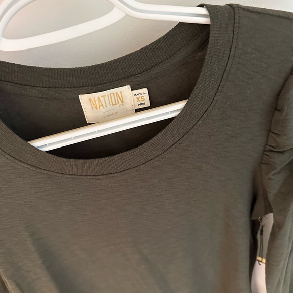 NATION LTD Penny tee with flounce sleeves in nori green xs nwt - Picture 8 of 8